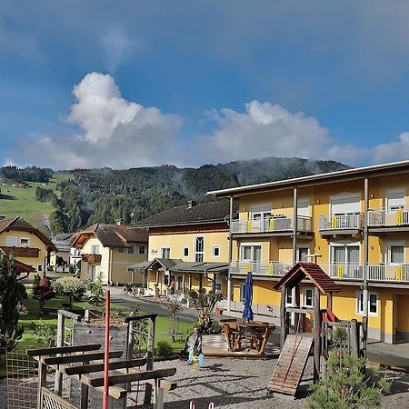 Hotel Garni Zerza Tröpolach Εξωτερικό φωτογραφία