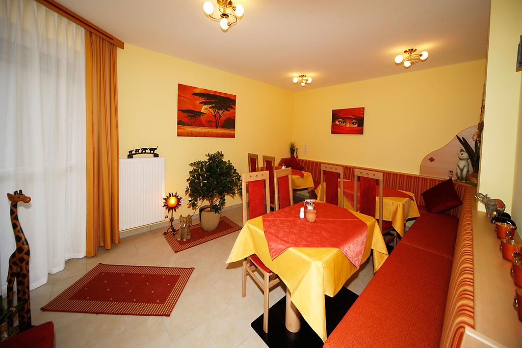 Hotel Garni Zerza Tröpolach Εξωτερικό φωτογραφία