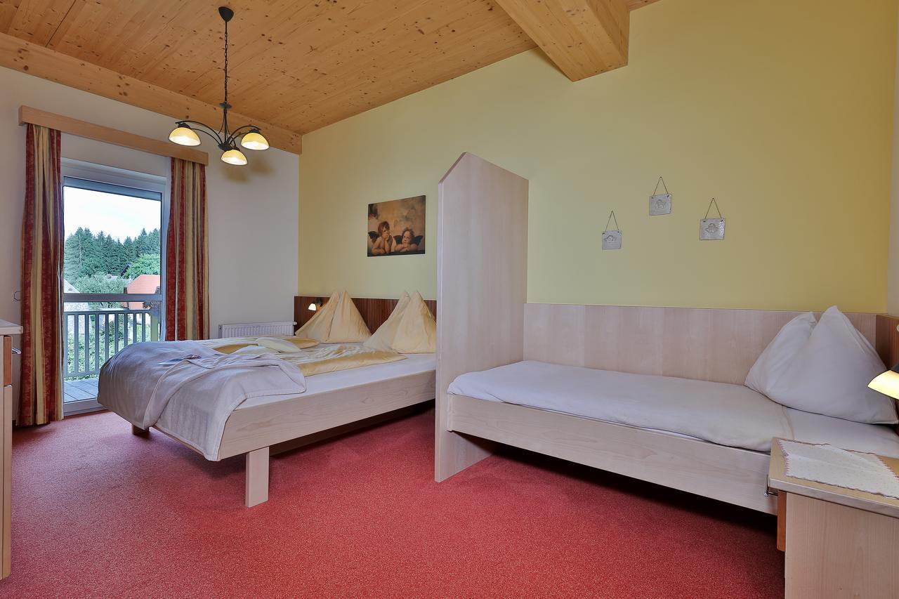 Hotel Garni Zerza Tröpolach Εξωτερικό φωτογραφία